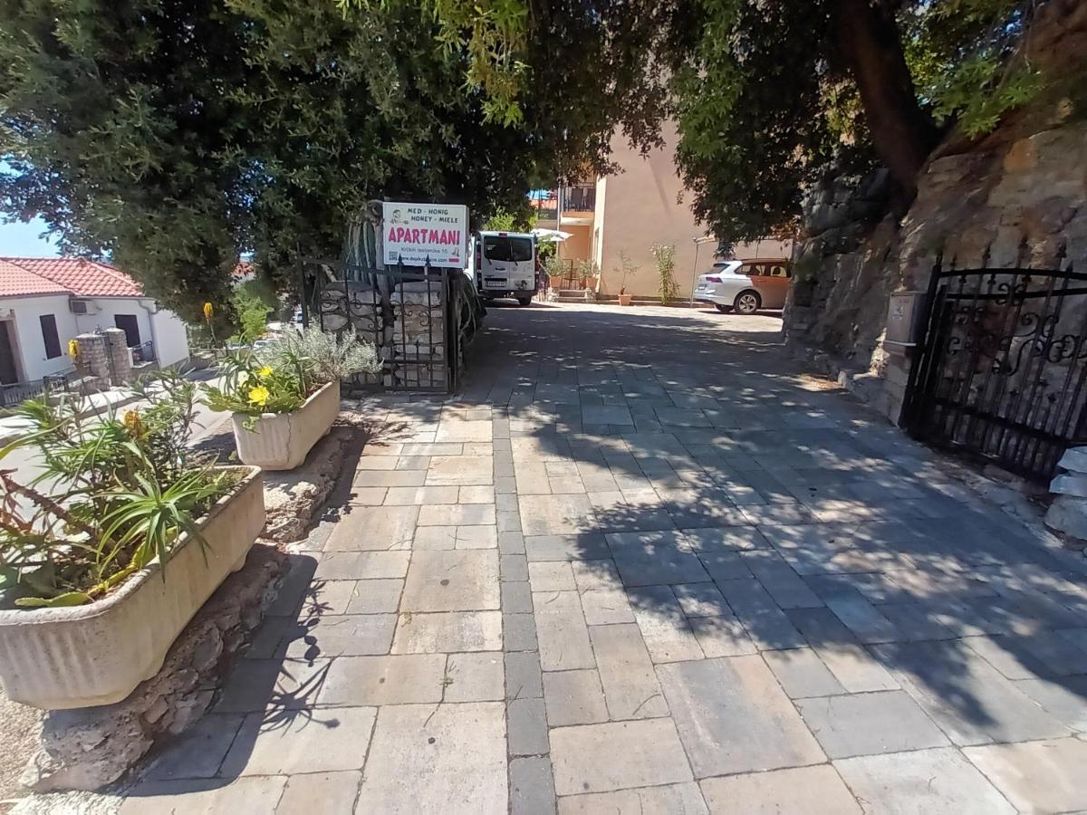 Sea & Honey Apartment Krk Town Exterior photo